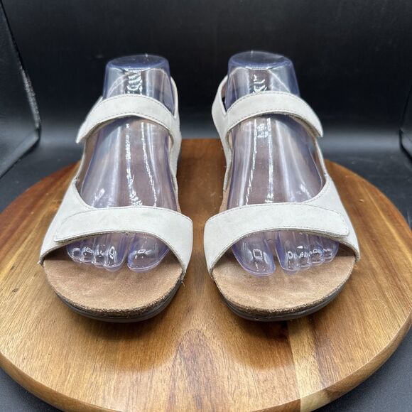 Dansko Ronda Slingback Womens Size 9  Sandals Strappy Beige Leather 6027615300 - Picture 2 of 8